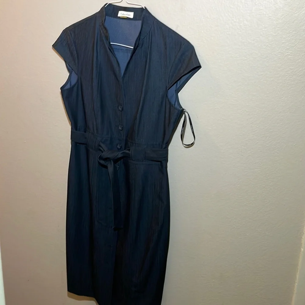 Color blue dark